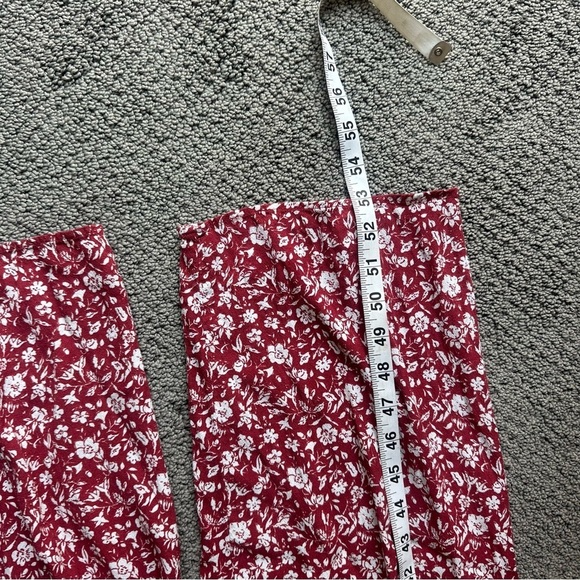 Abercrombie Floral Red White V-Neck Cross Front Floral Pant Jumpsuit - Picture 13 of 15